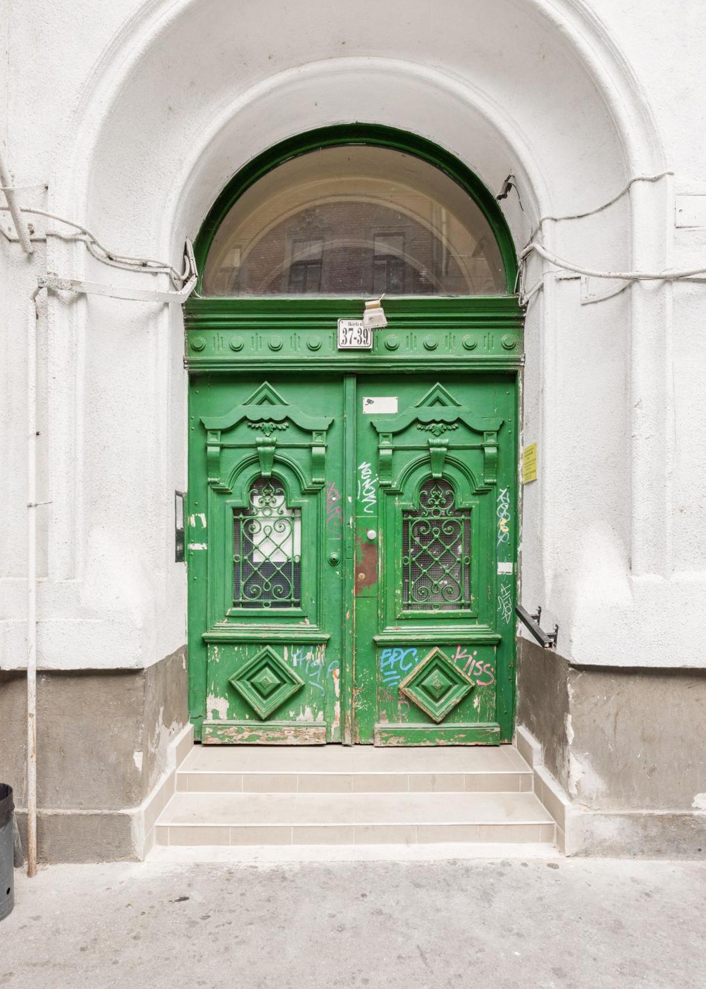 Just Chillin Apt-budapest Historic Landmarks Budapest