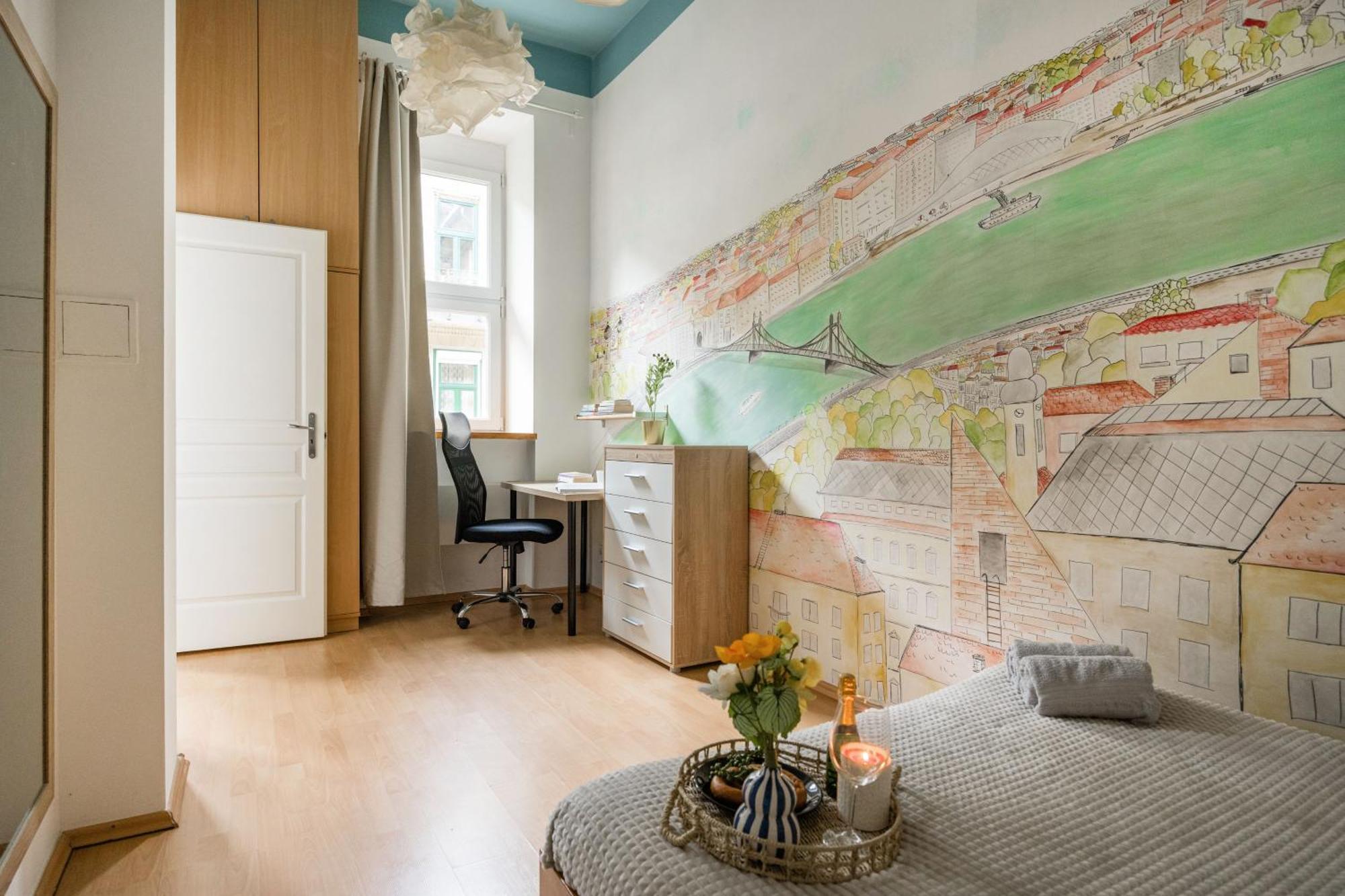 Just Chillin Apt-budapest Historic Landmarks Apartment Budapest