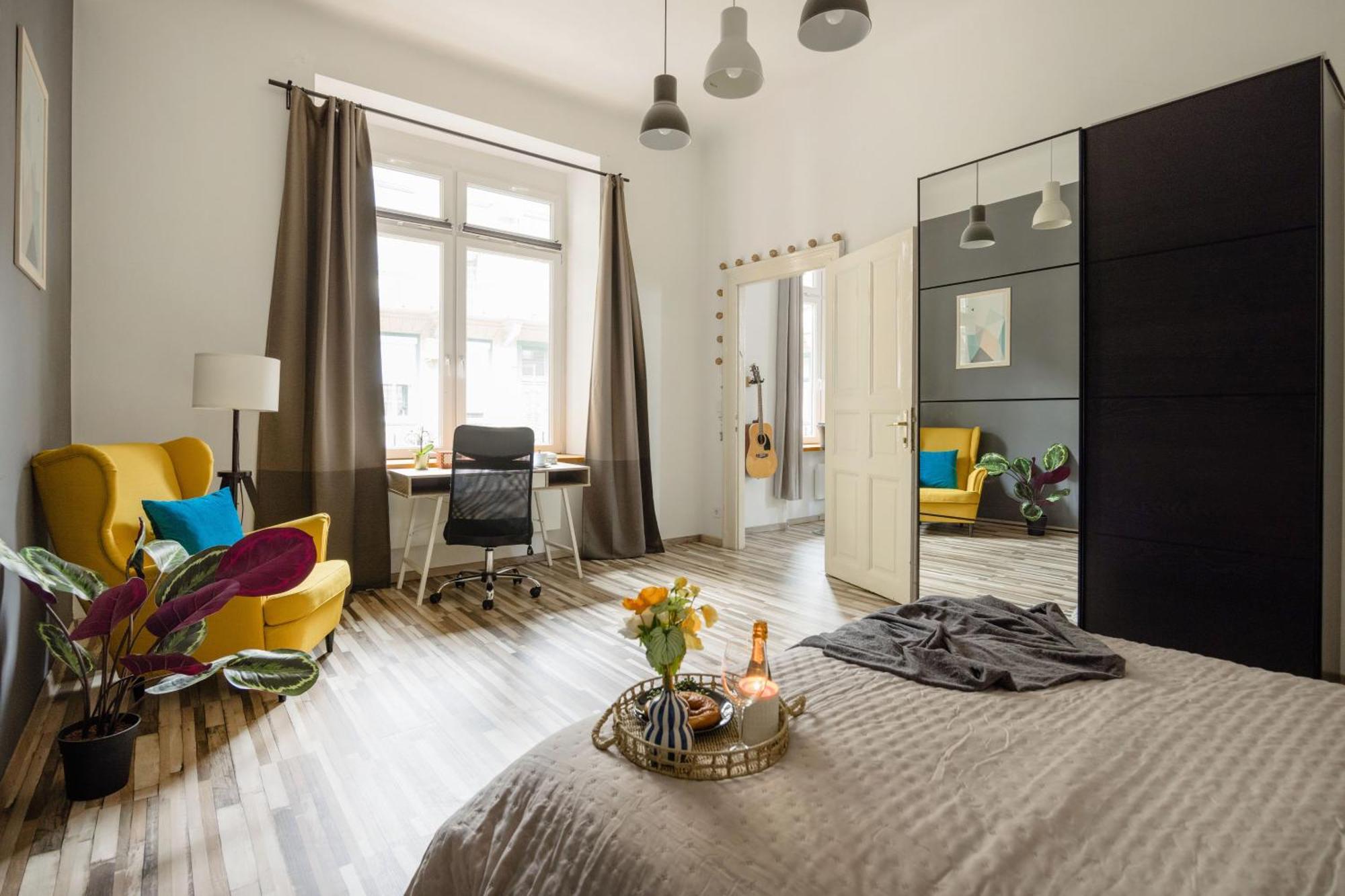 Just Chillin Apt-budapest Historic Landmarks Apartment *